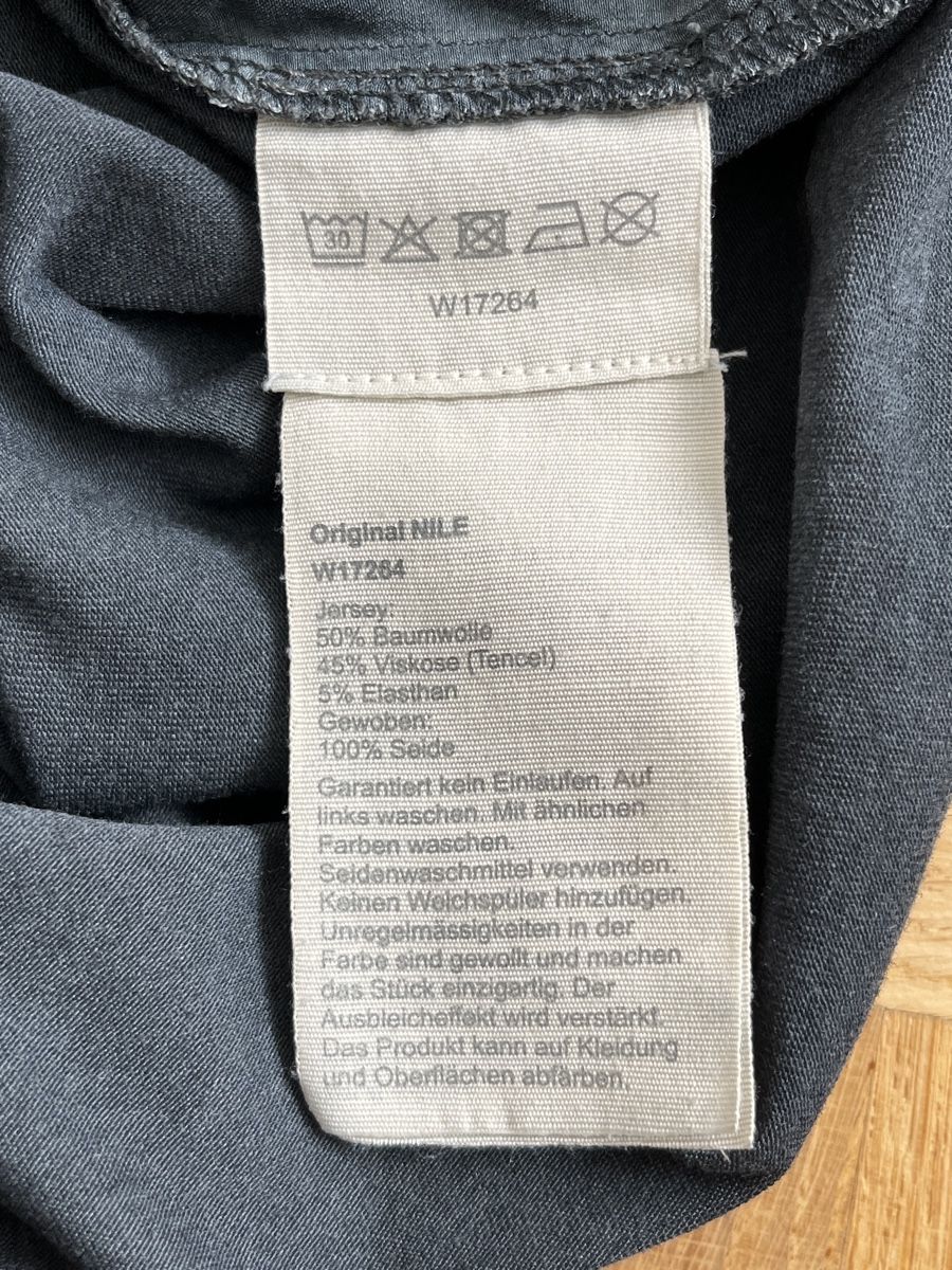 Nile T-Shirts: NILE  Langarmshirt Gr. XS, grau – Gebraucht aus Zürich von Kleanthy 3