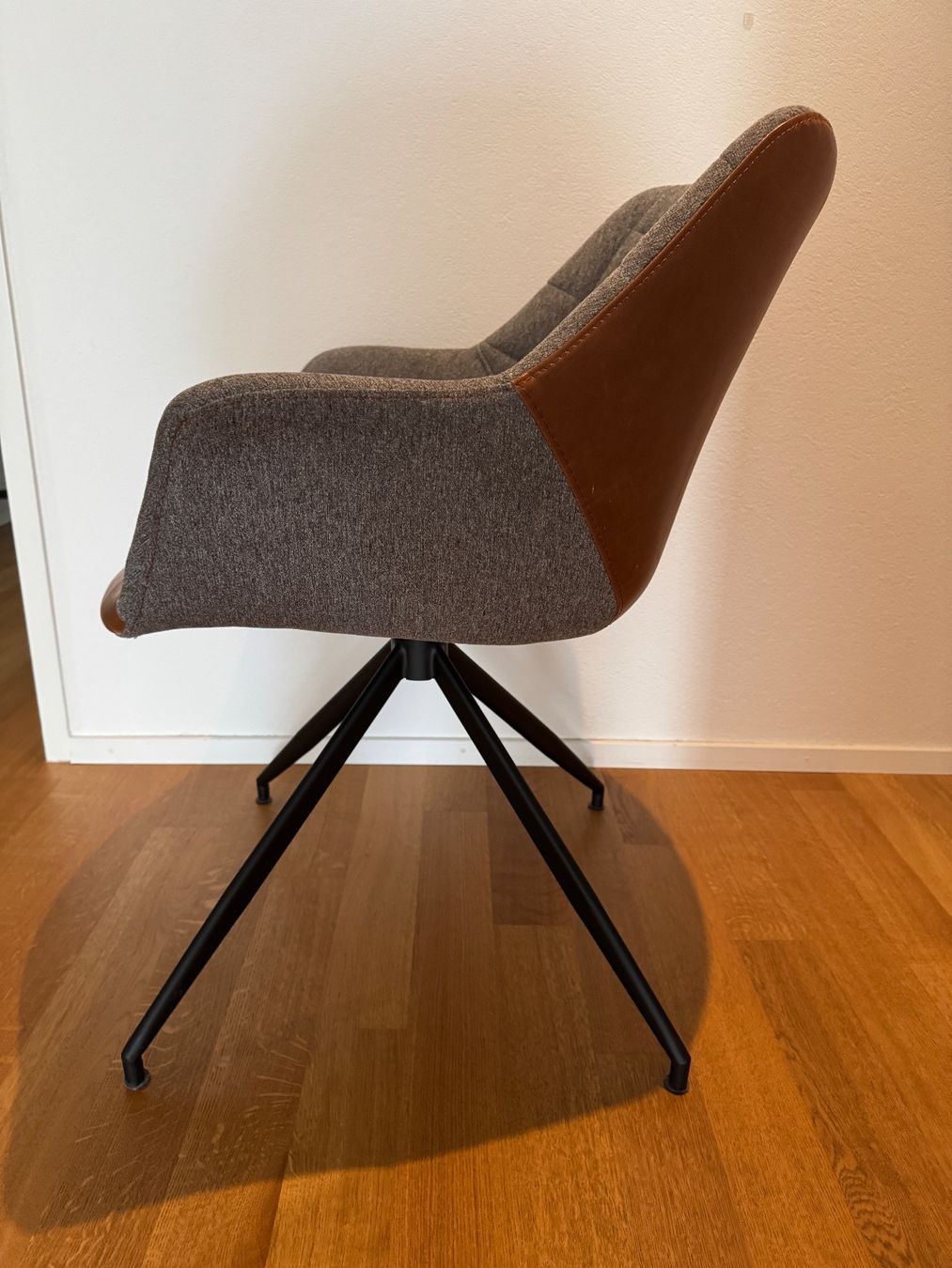 Stühle: Zuiver Doulton Stuhl – Gebraucht aus Belp von Smiley90 1
