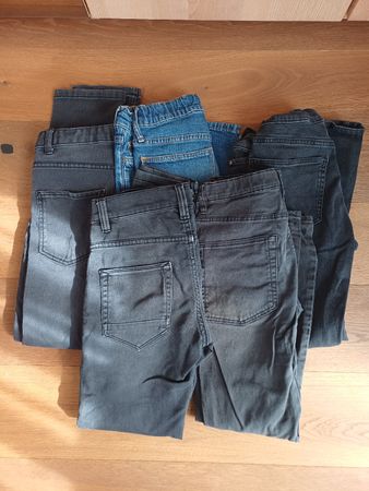 Hosen Grösse 146 Slim Fit / gerades Bein