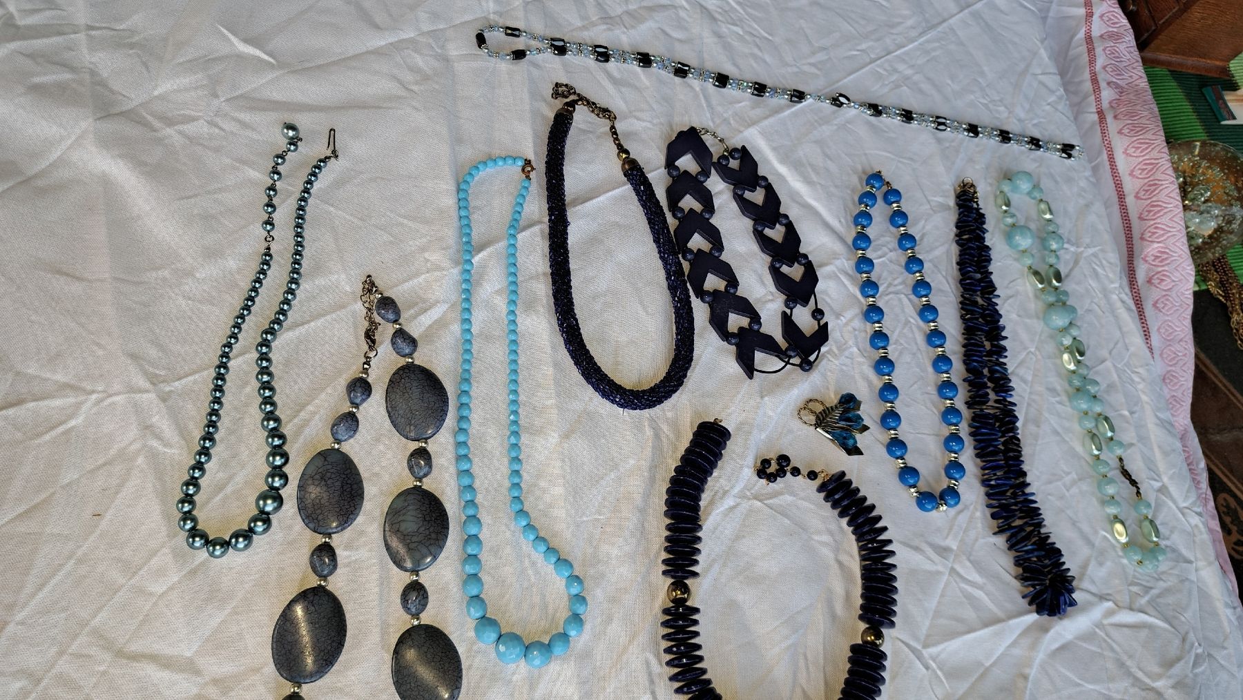 Altri gioielli: Modeschmuck-Konvolut, Vintage  – Usato da Kölliken venduto da Upcycling-by-Mc-TAM