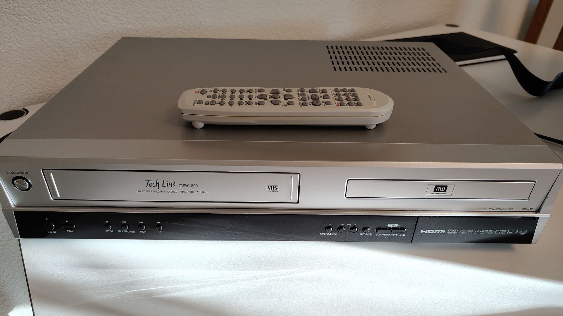 Registratori: Tech Line DVRC 800 mit Fernbedienung – Usato da Gasel venduto da Realrumblejack