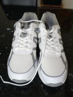 Laufschuhe/Hallenschuhe Weiss Grau Grösse 41 neu