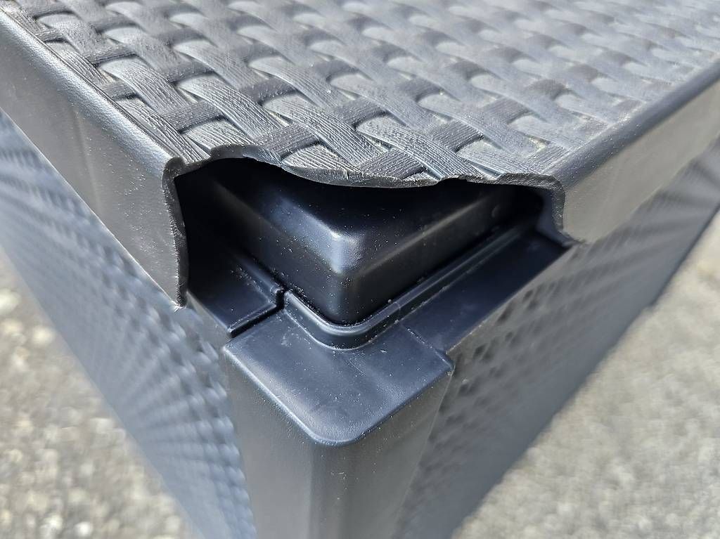 Sofas: Ratan Lounge – Gebraucht aus Wattenwil von maestrorock 4