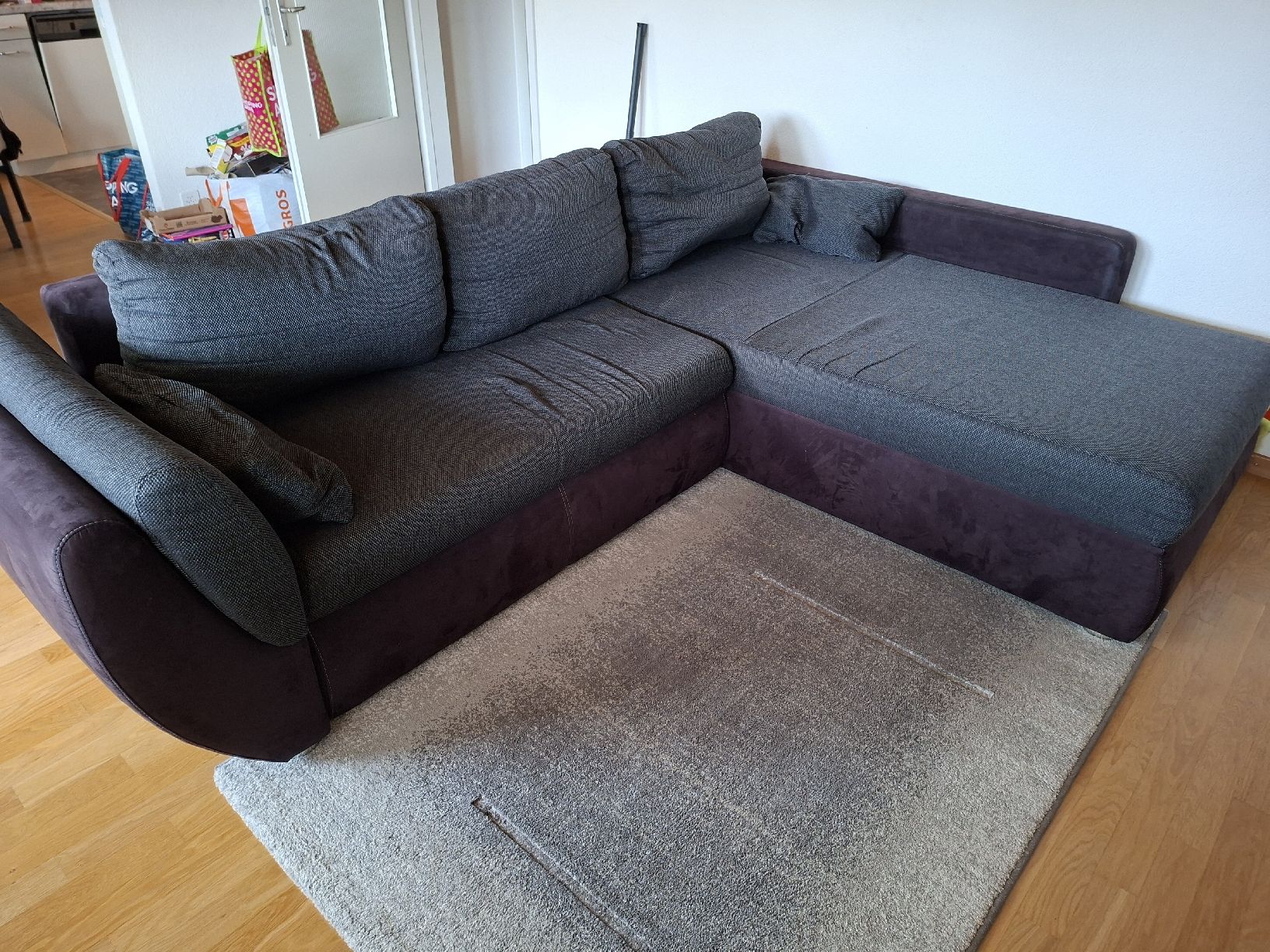 Divani: Ausziehbares Sofa – Usato da Abtwil SG venduto da Funnky87