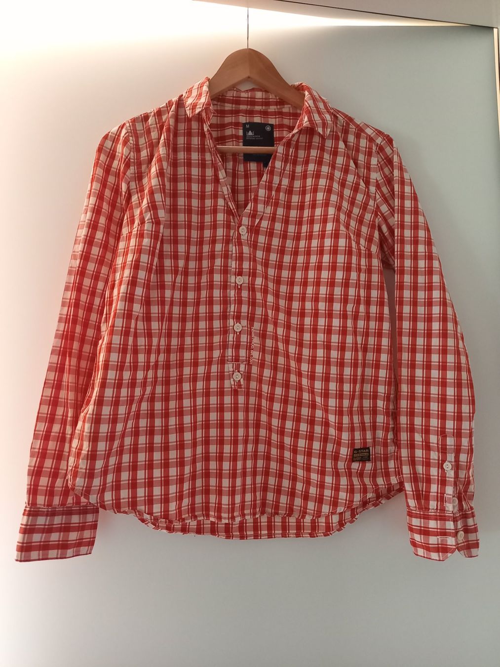 G-Star Camicette: G-STAR Bluse – Usato da Kaltbrunn venduto da floscuculis
