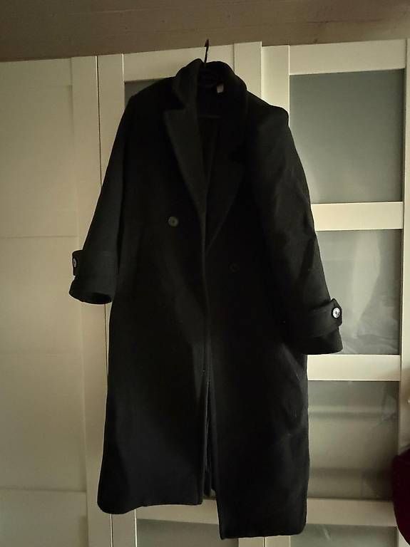 Cappotti: Neuer langer Wohlmantel  – Usato da Belp venduto da mia_5cm6