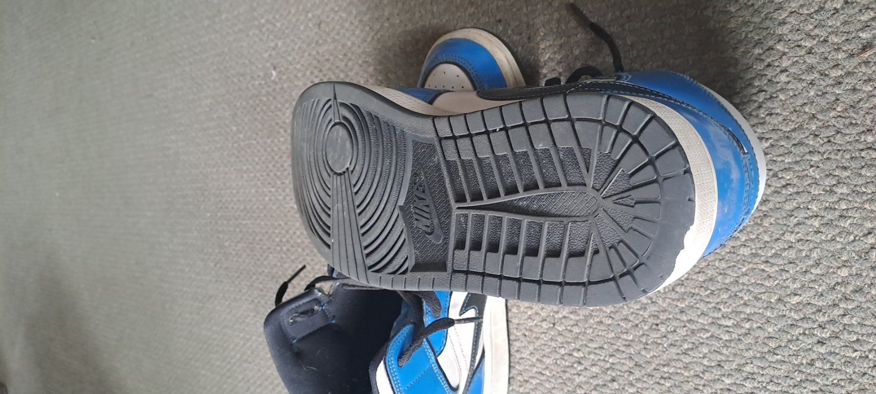 Nike Scarpe da uomo: Nike Jorden 1 blue/blau – Usato da Kehrsatz venduto da bri_vpf2 2