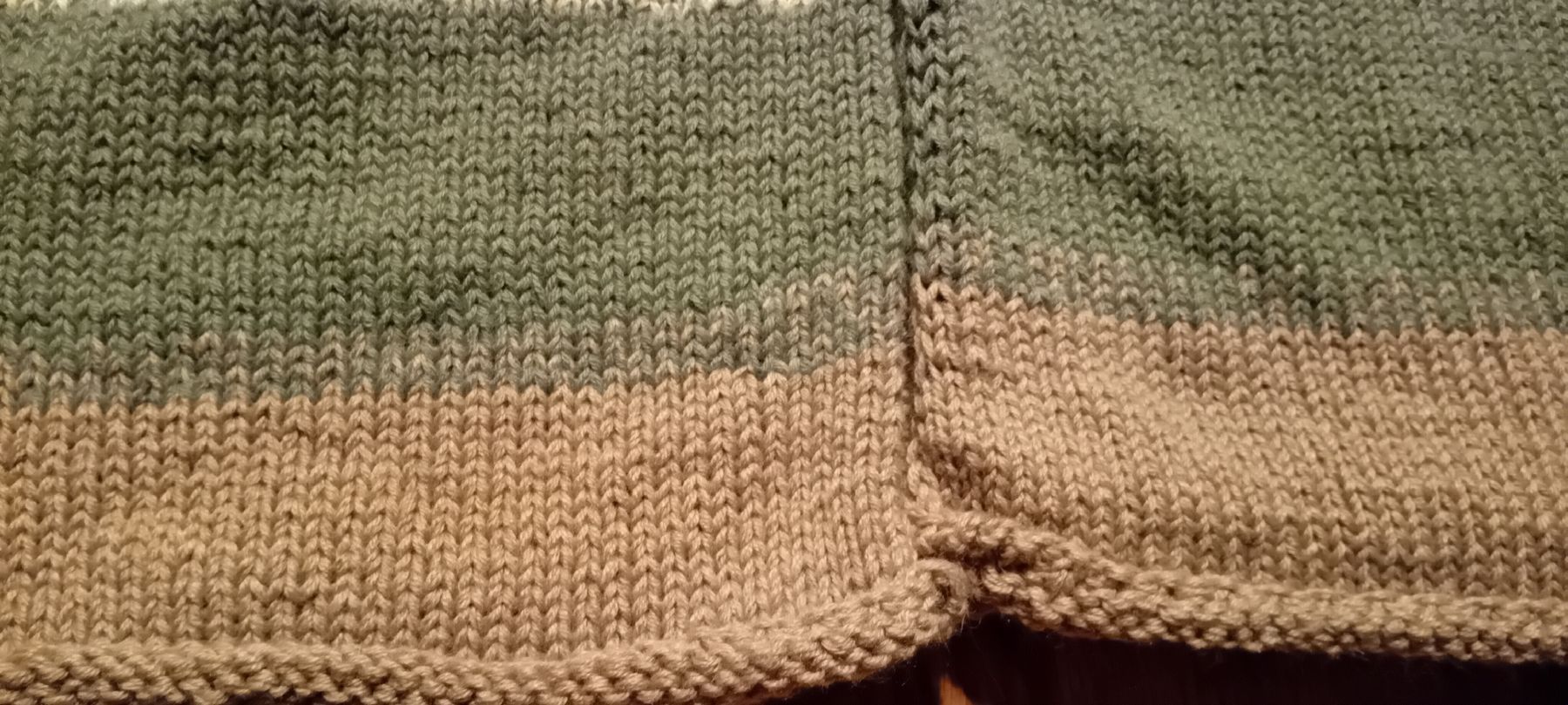 Giacche: Handgestrickte Cashmere Strickjacke,Grösse M – Nuovo (secondo la descrizione) da Burgdorf venduto da carodesign1 3