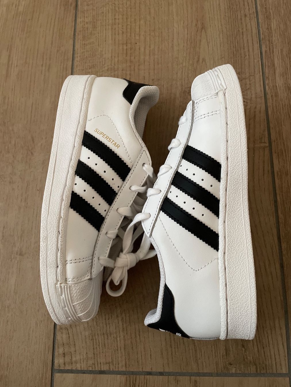 Adidas Scarpe per ragazzi: Adidas Superstar Gr. 31 NEU – Nuovo e nell'imballaggio originale da Waltenschwil venduto da hansnine 2