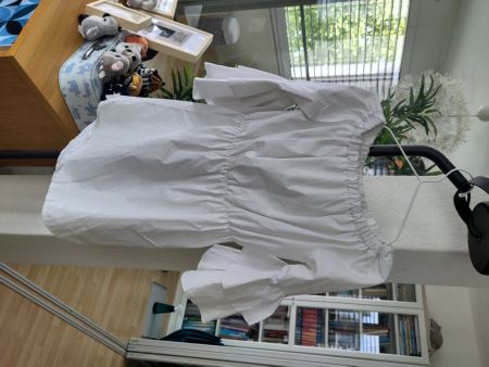 Weiss Oberteil/weisses Kleid mit weiten Ärmeln Gr. S