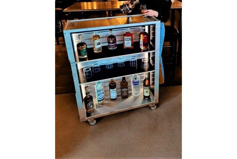 Airline Trolley "SWISSAIR Bar" Aluminium Weiss Kaufen auf Ricardo