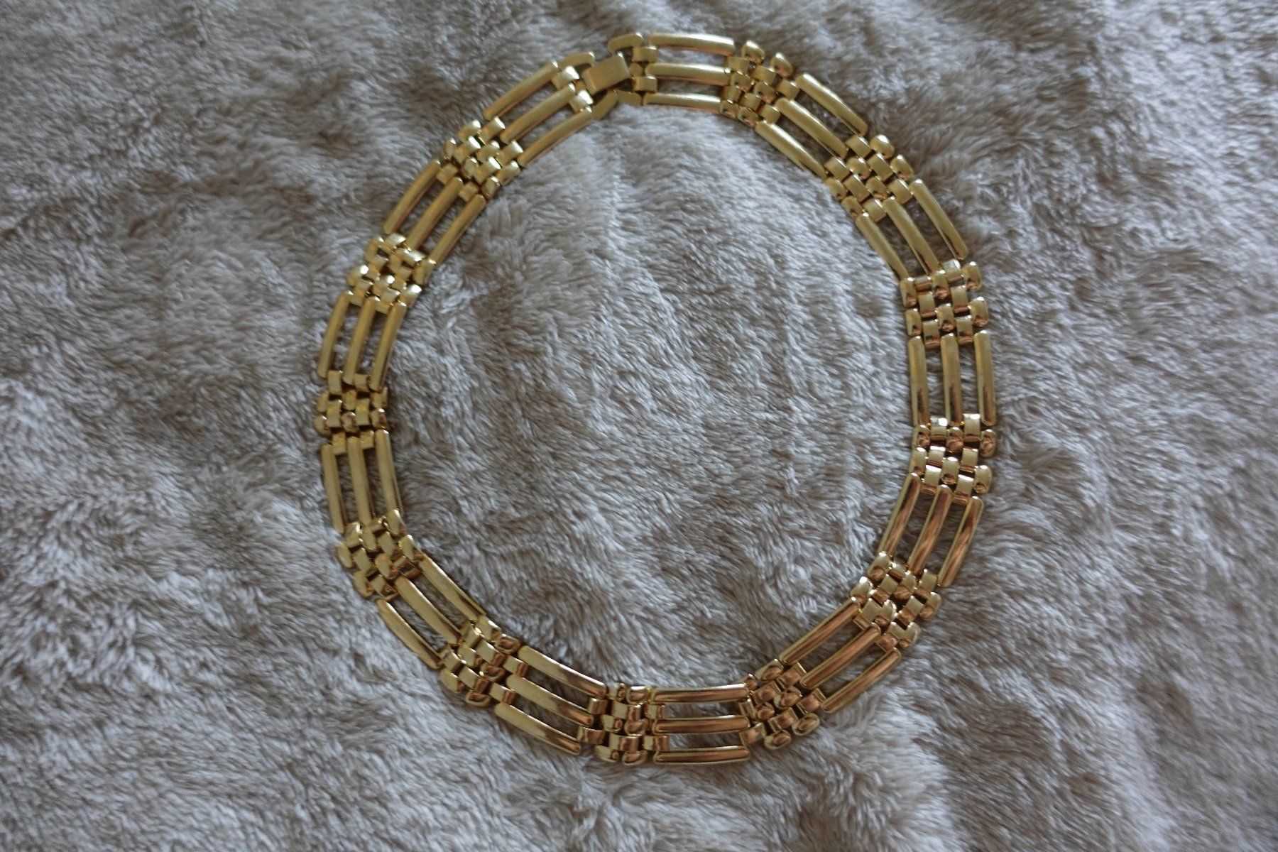 Colliers: 1 schöne Modeschmuck Kette – D'occasion à rorschach par Babsi64