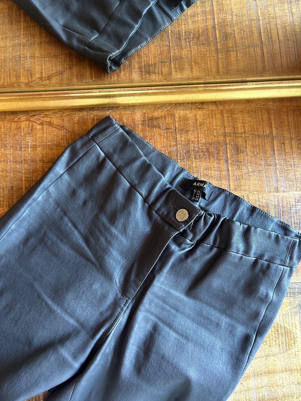 Pantaloni: Arma Lederhose - Gr. 36 – Usato da Illnau venduto da Monkky 5