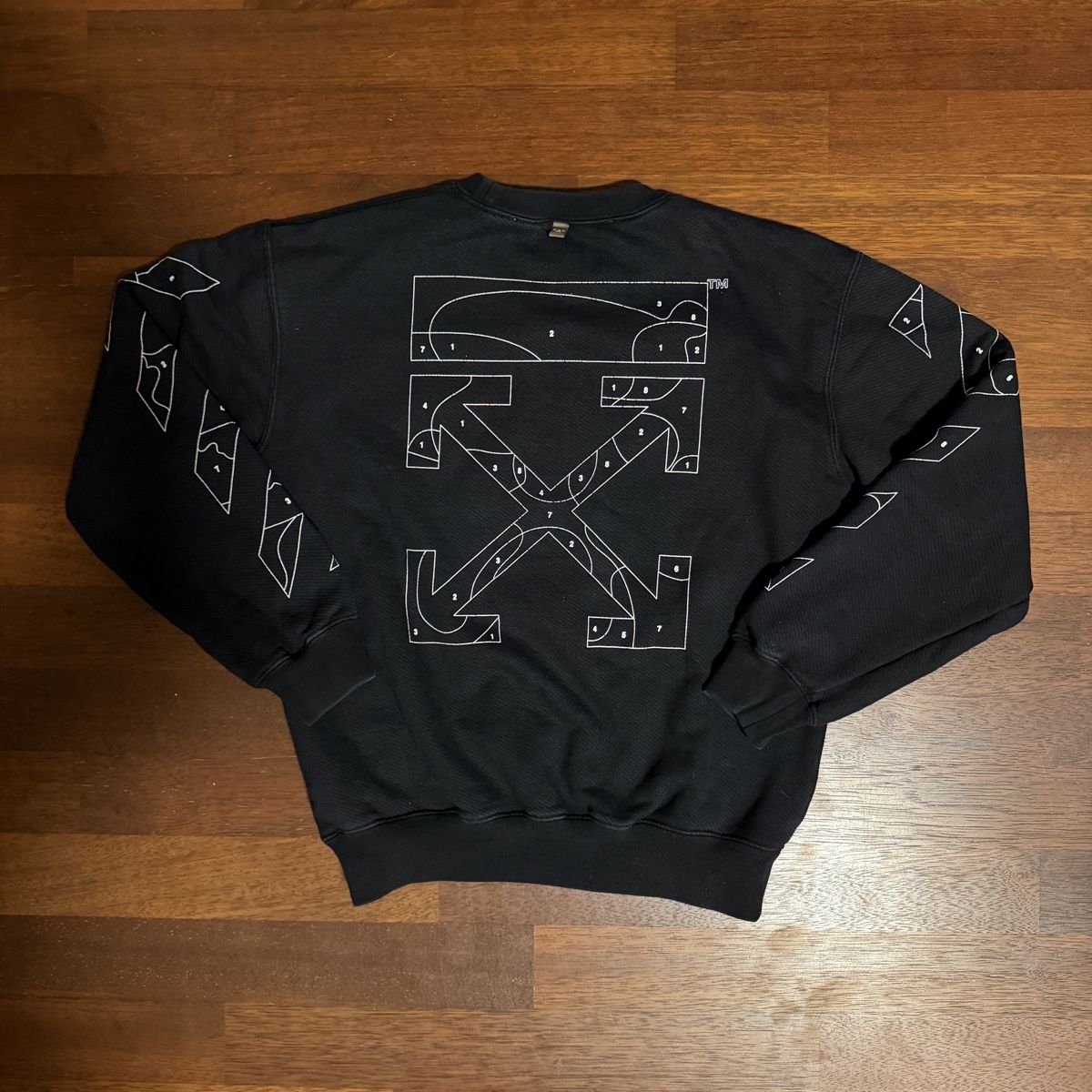 Off-White Maglioni & Felpe: Off-White Sweatshirt XS (eher S) – Usato da Uetikon am see venduto da seller.2020