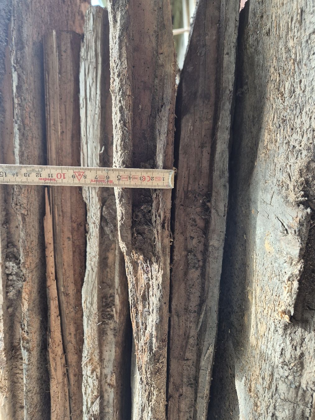 Articles en bois: Posten Altholz  – D'occasion à Hofstetten BE par hillhood 4