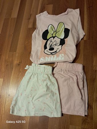 Lot des habits fille taille 116