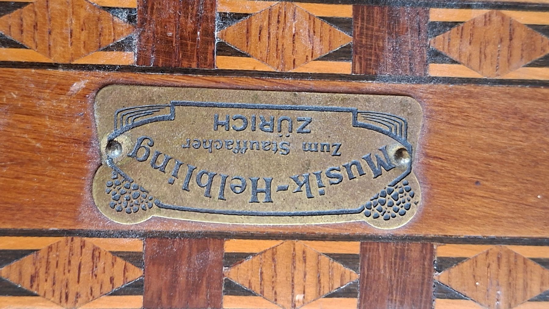 Helbling Musikinstrumente: Handörgeli Fidel – Gebraucht aus Küssnacht am Rigi von Schweiel7 5