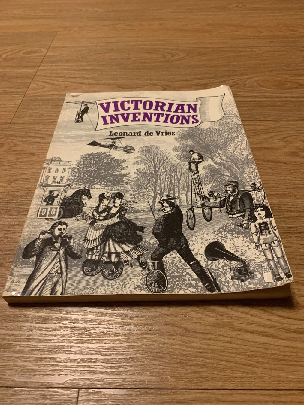 Libri: VICTORIAN INVENTIONS Leonard De Vries – Usato da Volketswil venduto da salander90