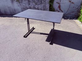 Gartentisch von Sieger, 80 x 120, sehr guter Zustand