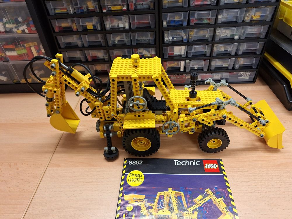 Lego Technic 8862 Backhoe Grader (Gebraucht) in Zürich für CHF 61