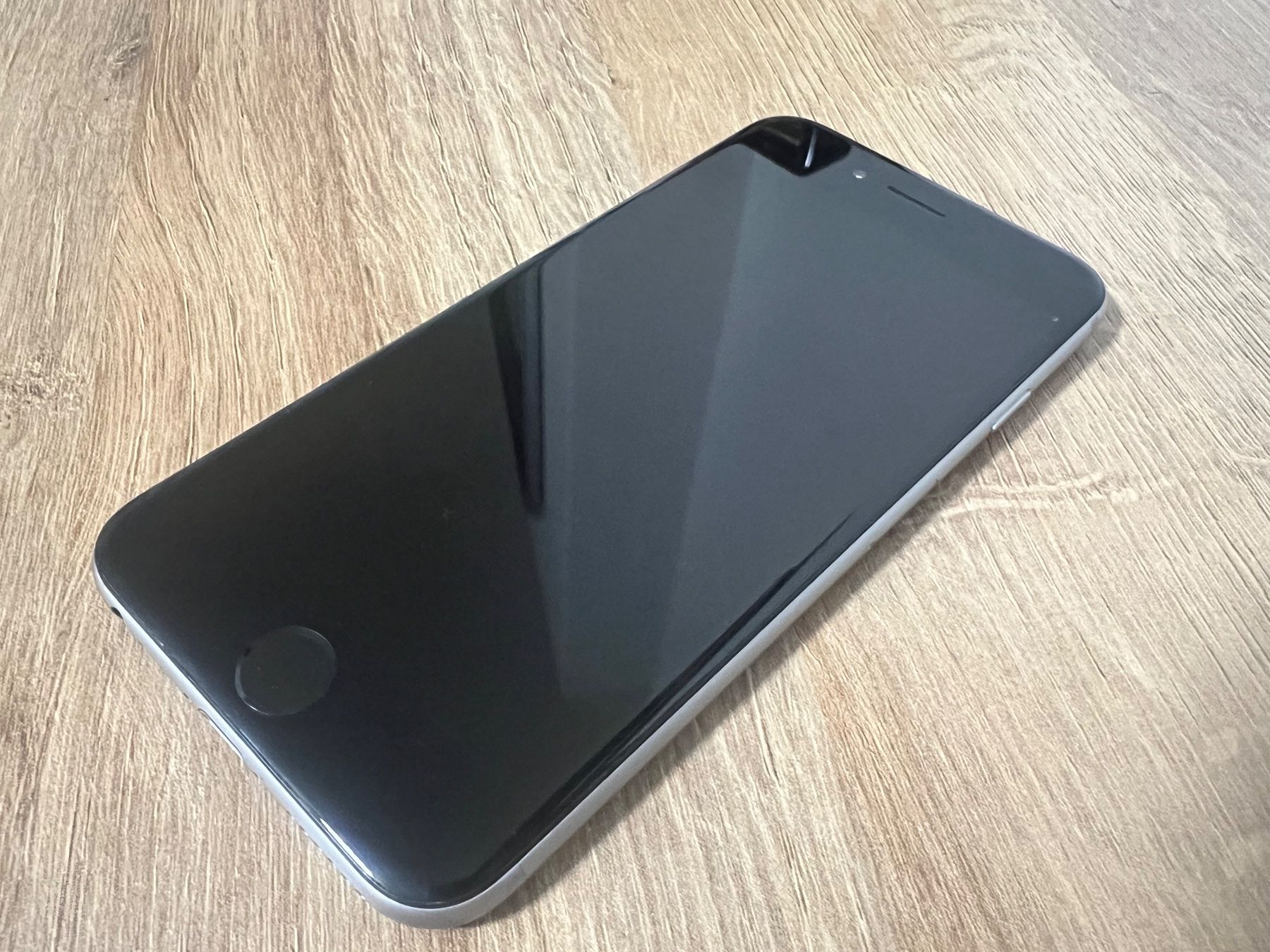 Apple Handys / Smartphones: Apple iPhone 6 64 GB – Gebraucht aus Bern von No1e 1