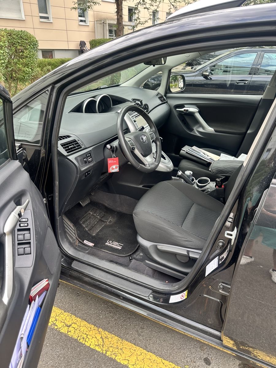 Toyota Automobili: Toyota Verso 1.8l – Usato da Fällanden venduto da May-bach 9