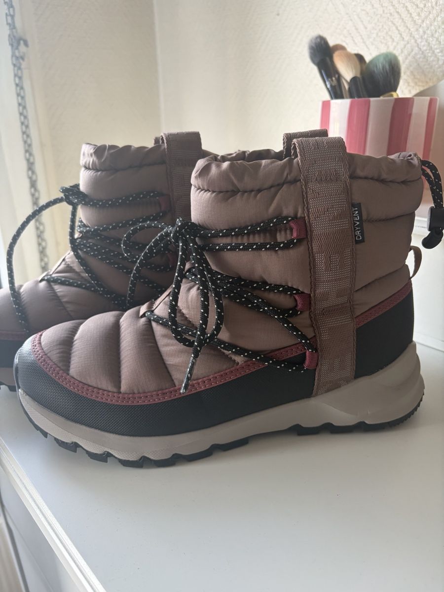 North Face Scarpe da donna: The North Face Schuhe  – Usato da Basel venduto da Brunner.T 5