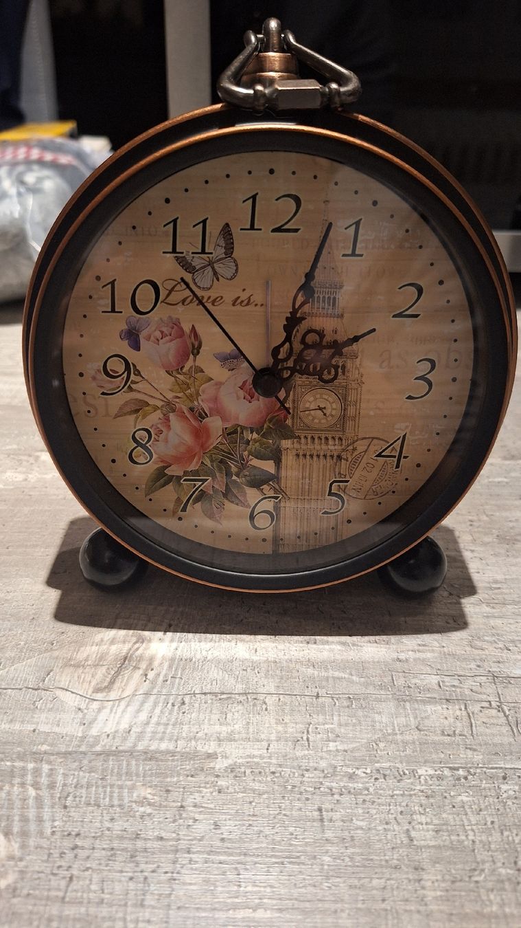 Orologi da terra & Orologi da parete: Retro Uhr mit Wecker – Nuovo (secondo la descrizione) da Wanzwil venduto da chlinih93