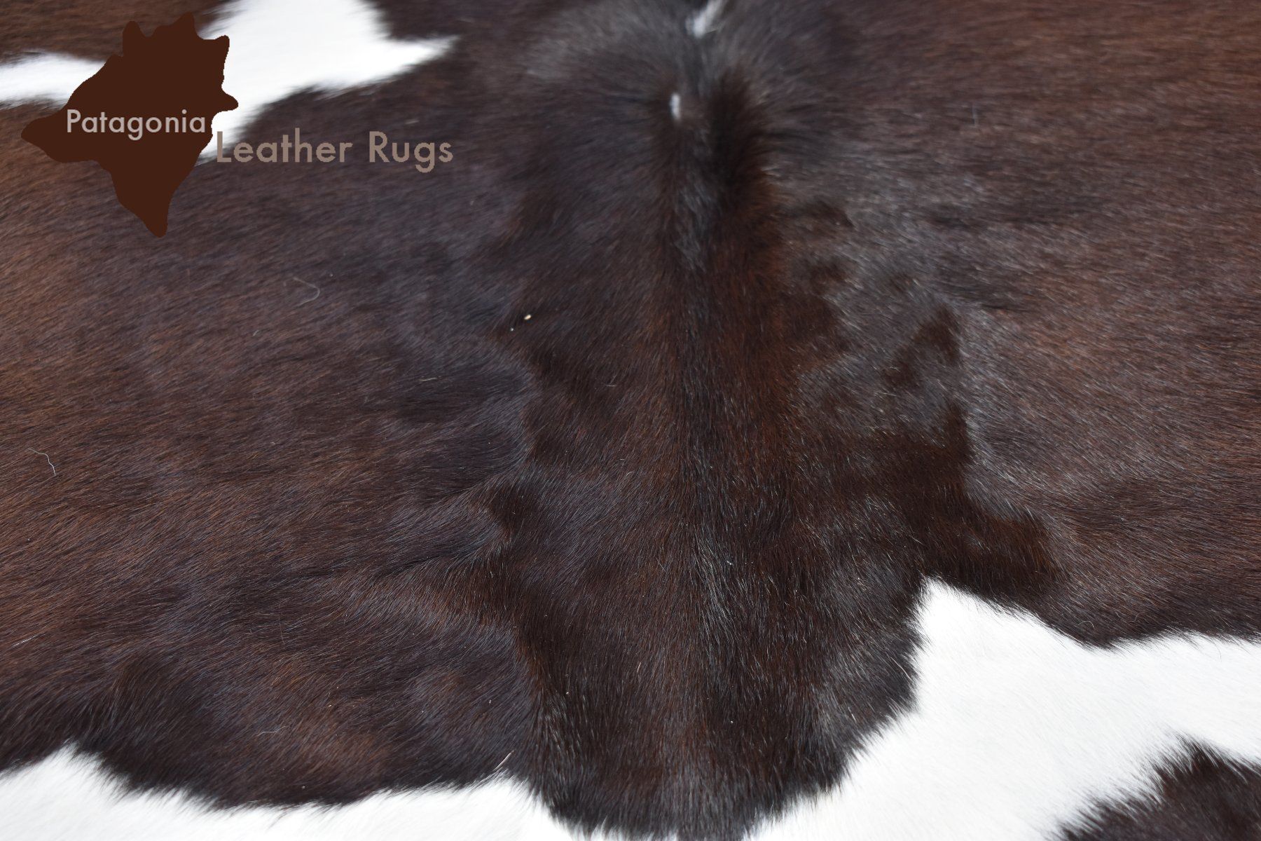 Tapis: echtes Kalbfell – Neuf avec emballage d'origine à Arbedo par patagonialeatherrugs 1