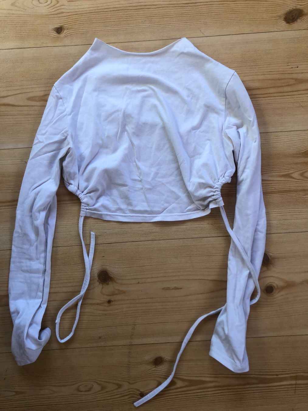 Top: Crop top blanc dos nu – Usato da Bulle venduto da sop_ct6x 2