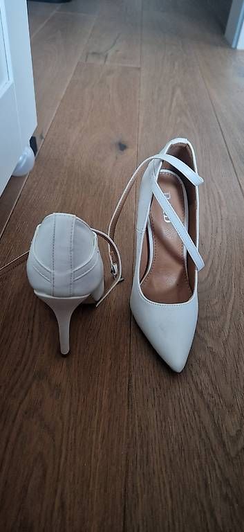 Scarpe da donna: Highheels Gr. 36 weiss – Usato da Plons venduto da fra_8cp5 1