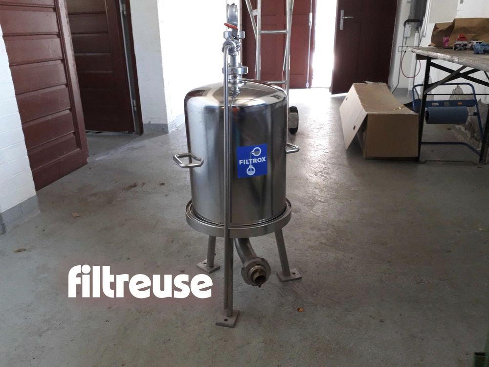 Appareil à filtrer le jus de pommes (D'occasion) à Boncourt pour CHF ...