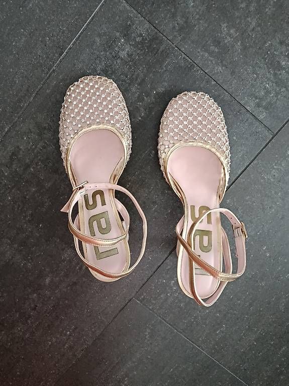 Chaussures femmes: Sandalen – D'occasion à Zürich par Brati 2