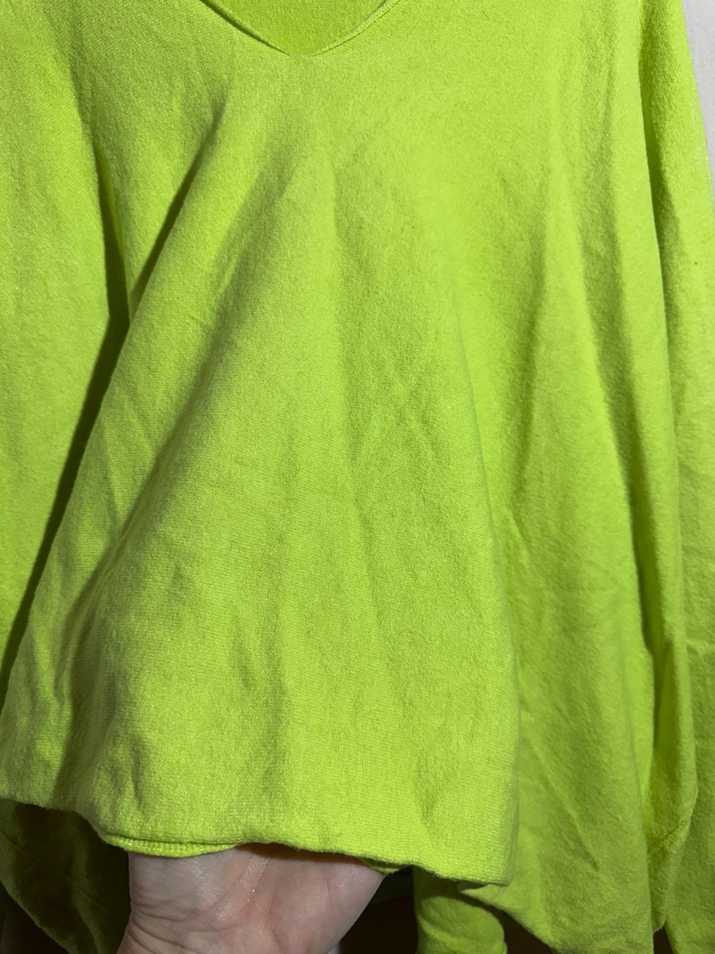 Maglioni & Felpe: Leuchtgrüner Pullover ca Gr. 3XL – Usato da Grosswangen venduto da SALE_SALE_SALE 1