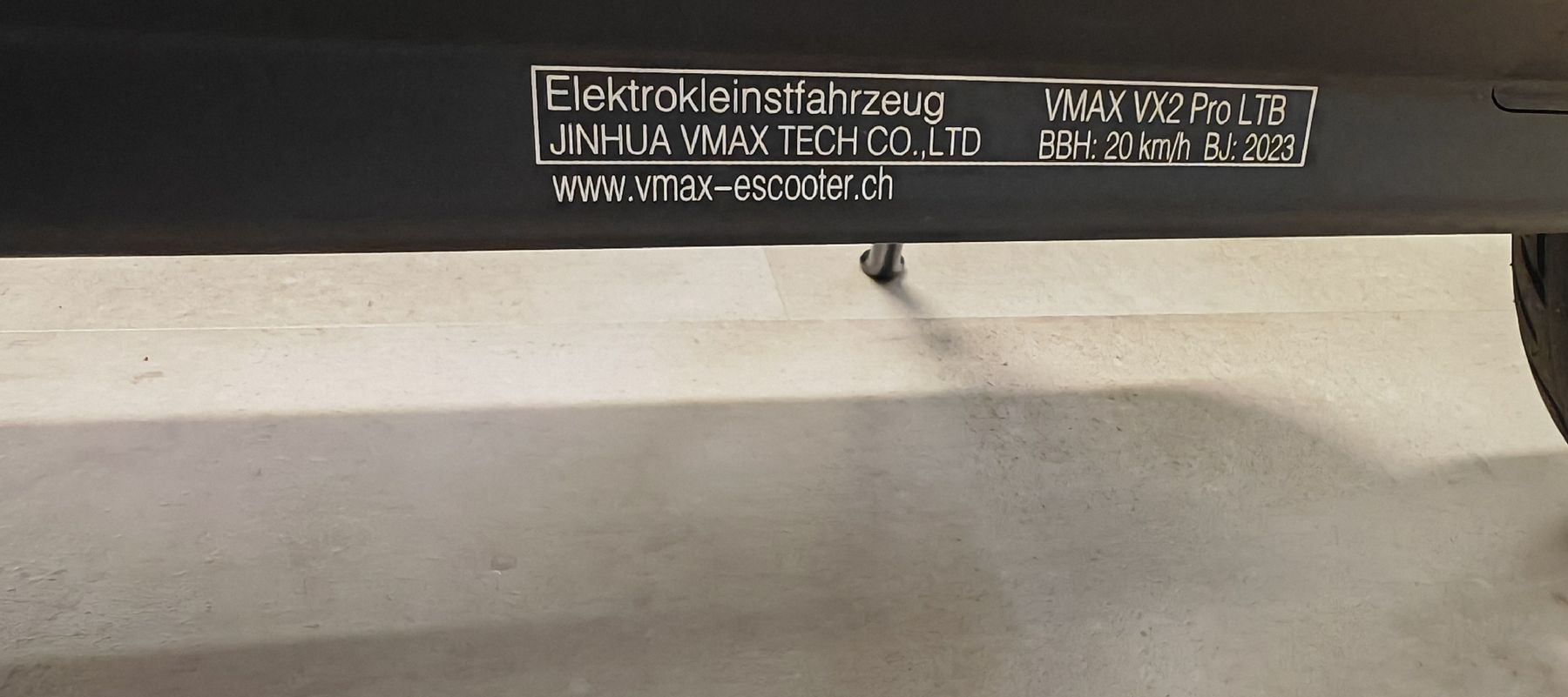 VMAX Kickboard: Monopattino E-Scooter VMAX VX2 Pro LT-B + frecce/Blinker – D'occasion à Breganzona par TheMrLucano 9