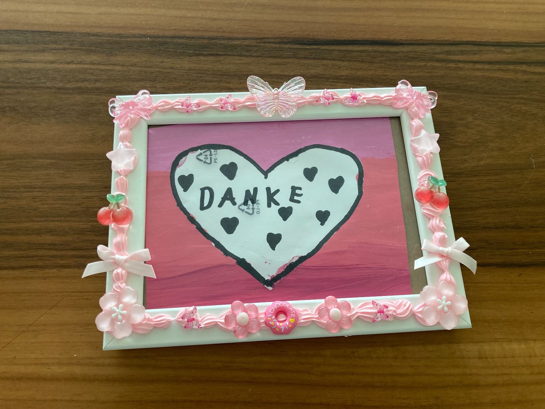 Ikea Cornici: Pinker Bilderrahmen mit Charms – Usato da Oetwil am See venduto da mil_j9hh 1