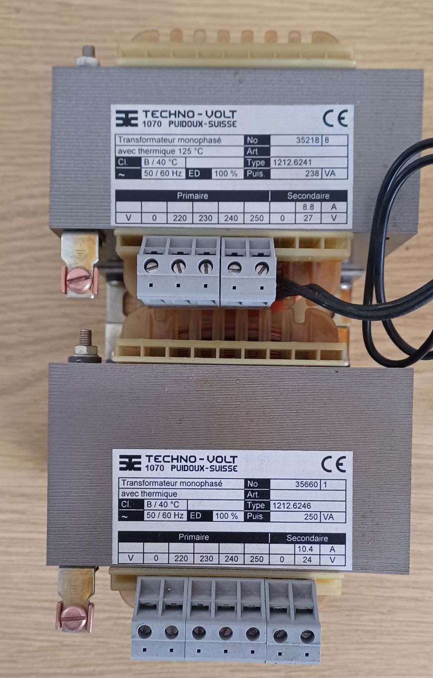 Dischi in vinile: Lot de 7 transformateurs neufs Techno-Volt Suisse – Nuovo e nell'imballaggio originale da Goumoens-la-Ville venduto da brandonv 2