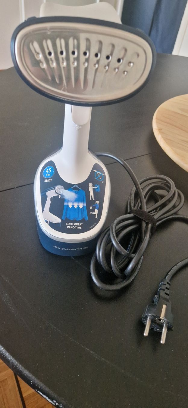 Rowenta Bügeleisen: Rowenta Access Steam Handheld Garment Steamer Used – Gebraucht aus Prilly von kea_2jq5 1