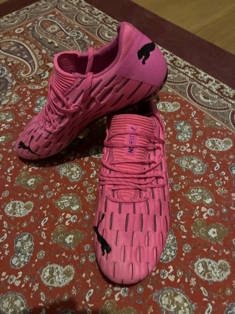 Puma Scarpe da uomo: Puma Future 6.1 Netfit Low FG/AG in pink – Nuovo (secondo la descrizione) da Bern venduto da joh_dj5p