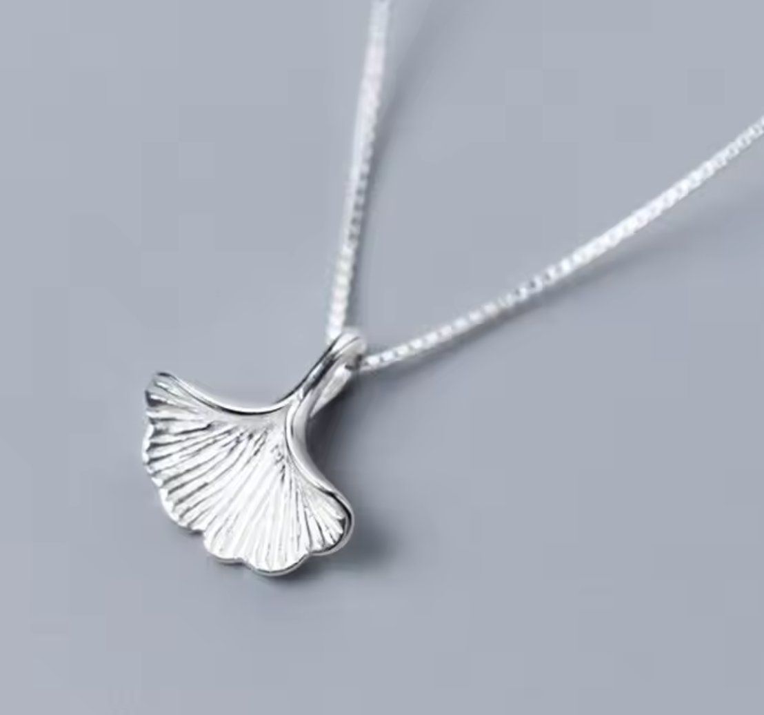 Ciondoli: Ginkgo-Blatt – Nuovo e nell'imballaggio originale da Eschenbach SG venduto da ...-