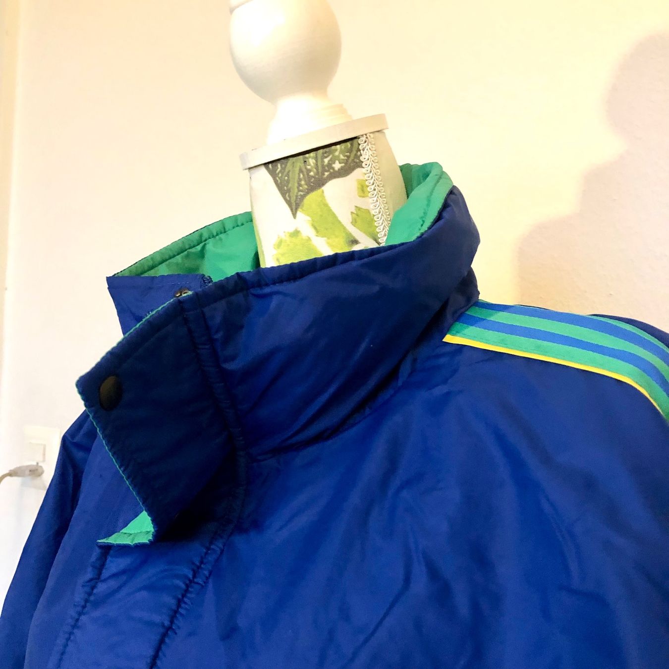 Adidas Giacche: Vintage Adidas Jacke, Grösse XL – Usato da Brienz BE venduto da Kokolea84 1
