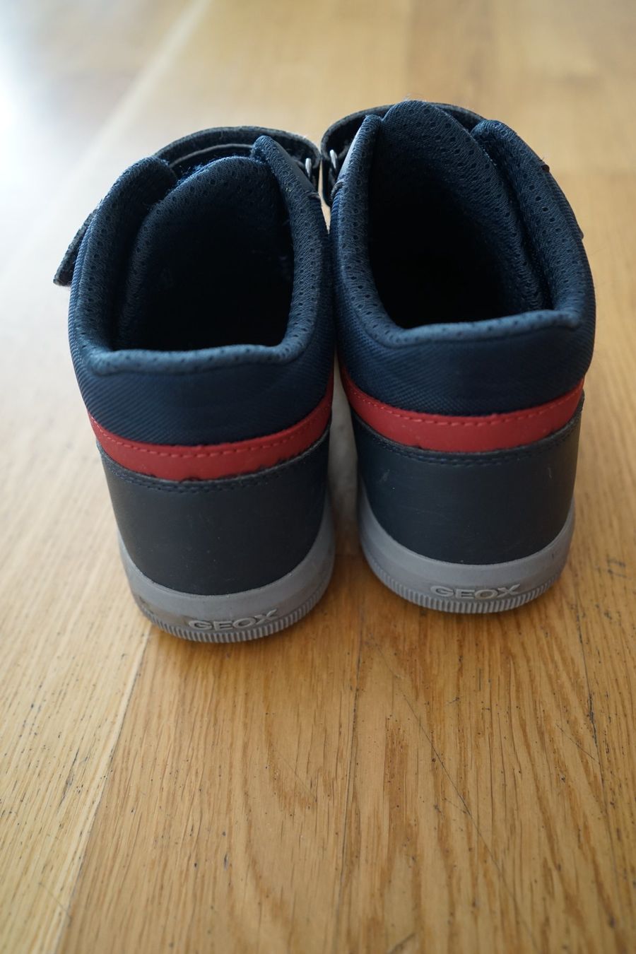 Geox Schuhe für Jungen: Geox Sneaker Junge Gr. 37 – Gebraucht aus Baar von snollub 2