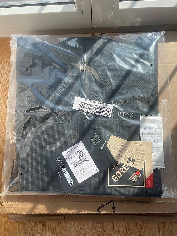 Arcteryx Vestes: Neuste Arc'Teryx Alpha SL, Originalverpackt – Neuf avec emballage d'origine à Wasterkingen par madworld01 4