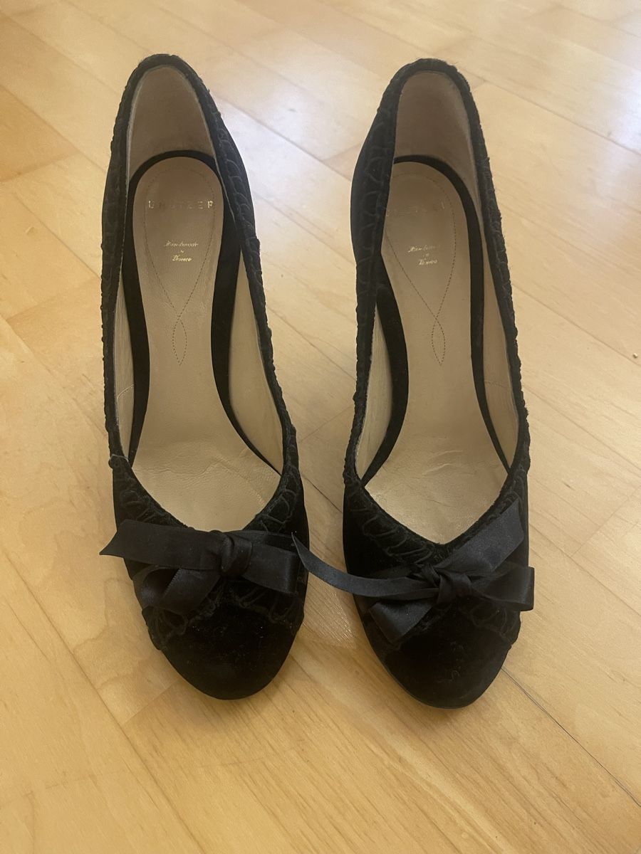 Damenschuhe: UNÜTZER Pumps, Grösse 39 – Gebraucht aus Weisslingen von Spiegelbild0 1