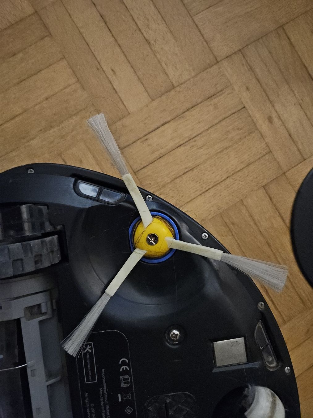Irobot Staubsauger & Zubehör: iRobot Roomba Staubsaugerroboter –  Haushaltshelfer – Gebraucht aus Muttenz von jac_d6nv 3