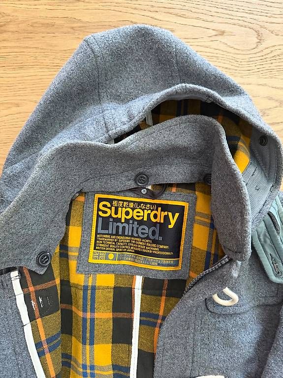 Manteaux: Parka SuperDry Grau – Neuf avec emballage d'origine à Heerbrugg par Taems_83 1