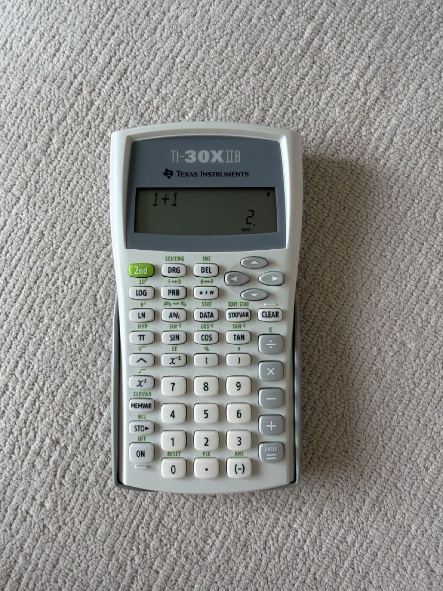 Texas Instruments Taschenrechner: Taschenrechner TI-30X IIB – Gebraucht aus Dübendorf von ilianalou