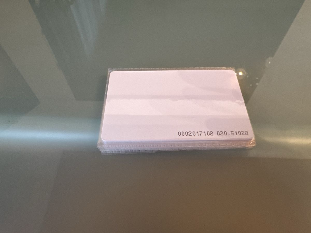 Cartoline: RFID Karten YARONGTECH neu (100 Stk) – Nuovo (secondo la descrizione) da Cham venduto da Svetlana30 1