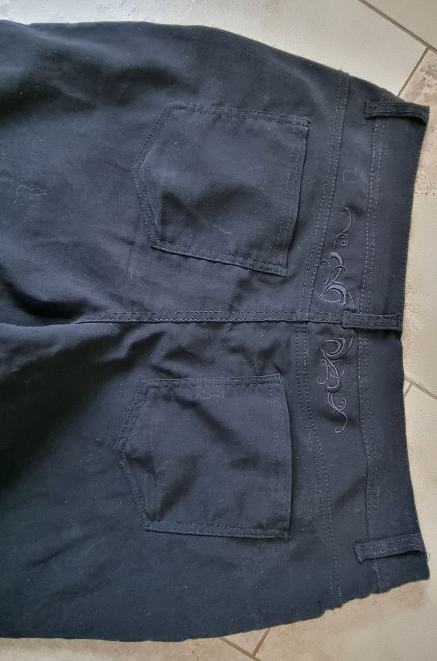 Pantaloni: Janina Stretchhose gr.44 – Nuovo (secondo la descrizione) da Grossdietwil venduto da GNOM313 2