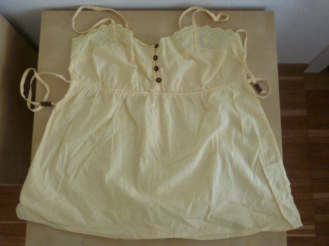 Top: Top / Bluse – Usato da Luzern venduto da Ankerli